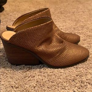 Lucky brand slip on sandals